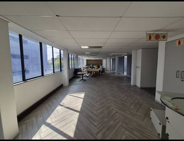 430M² OFFICE TO LET IN RIVONIA
